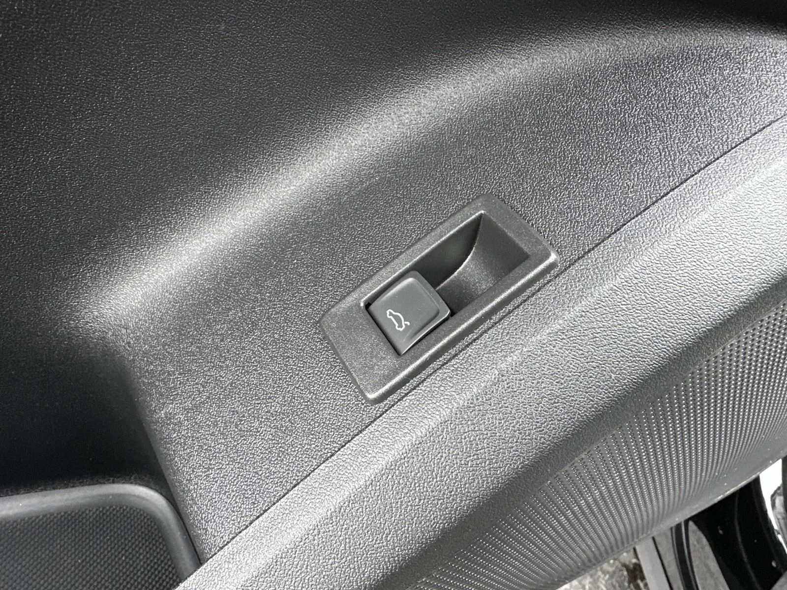 Used 2025 Black Audi  image 12