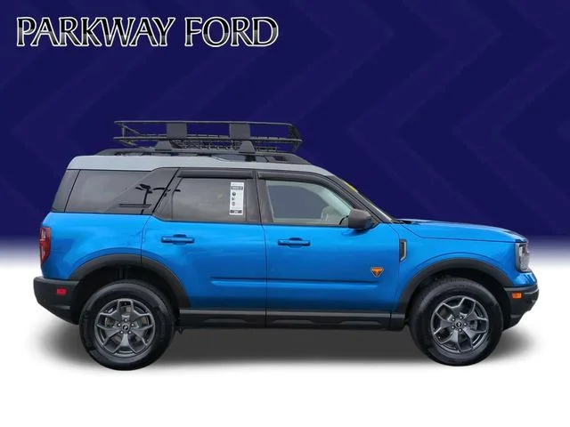 Used 2022 Blue Ford Badlands image 6