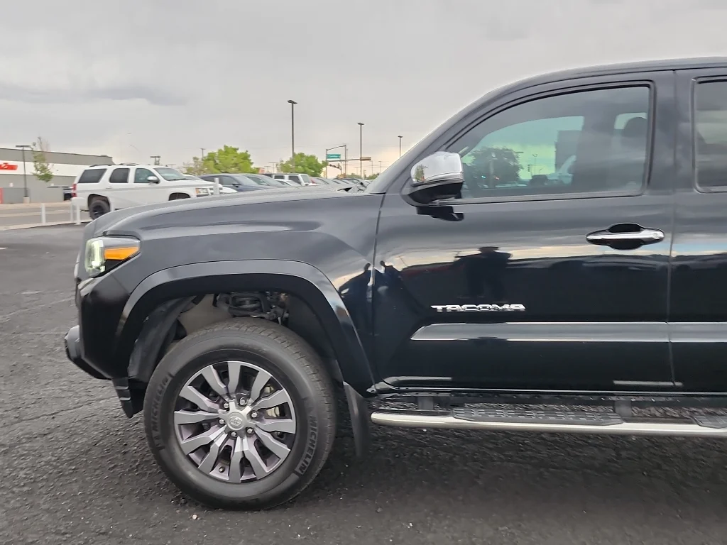 Used 2022 Midnight Black Metallic Toyota Limited image 10