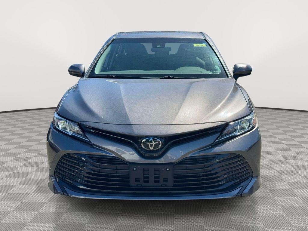 Used 2018 Toyota Camry LE with VIN 4T1B11HK5JU079320 for sale in Huntington Station, NY