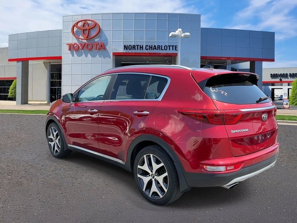 Used 2017 Red Kia SX image 4
