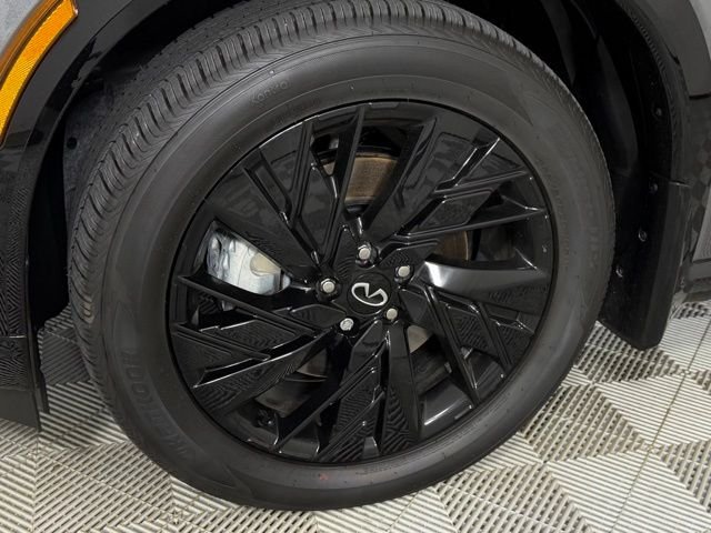 New 2027 GRAPHITE SHADOW INFINITI Sport AWD image 4