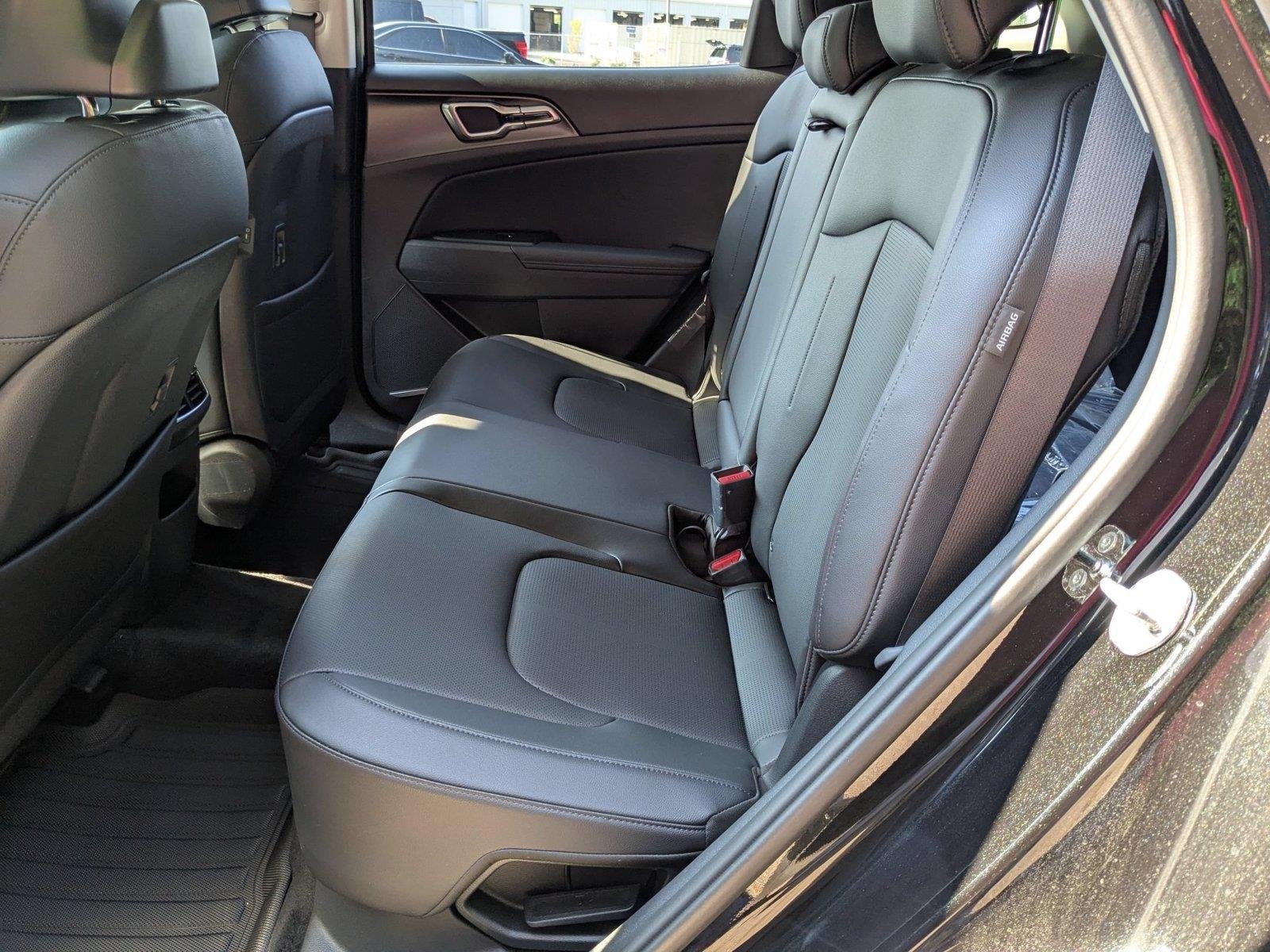 Used 2026 Fusion Black Kia EX image 28