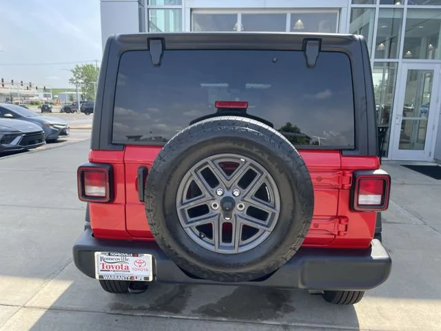 2025 Jeep Wrangler 4-Door Sport S - Photo 32