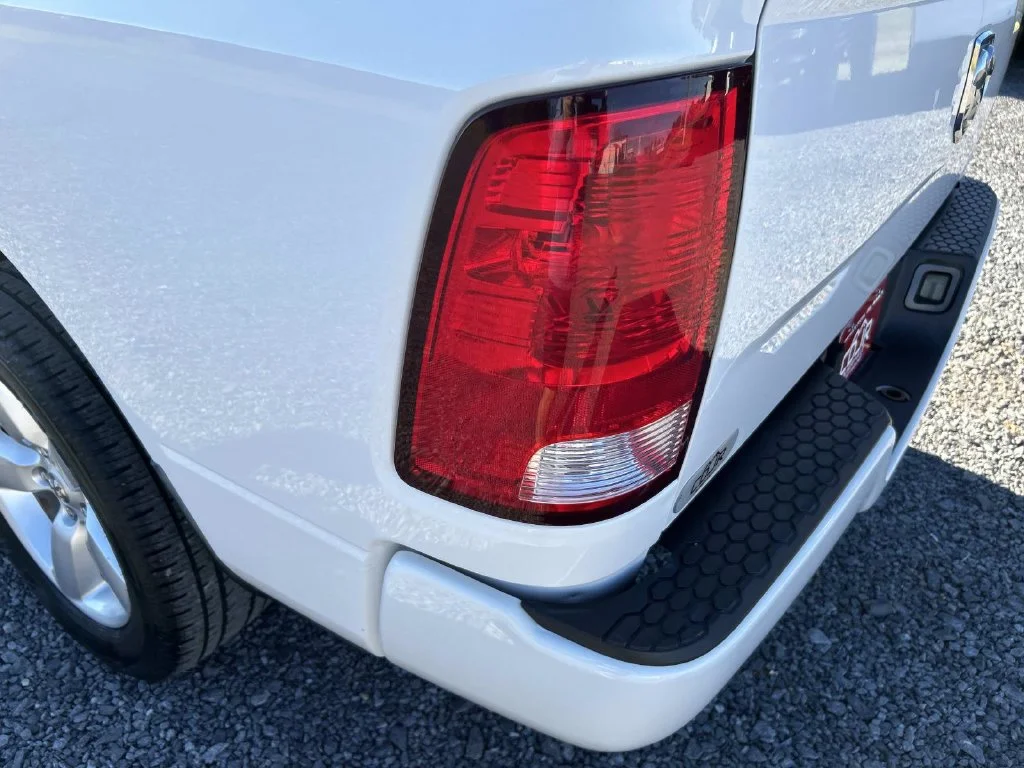 Used 2015 White Ram Express image 18