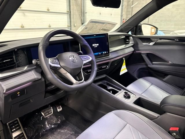New 2026 Silver Volkswagen 2.0T SE R-Line Black image 9