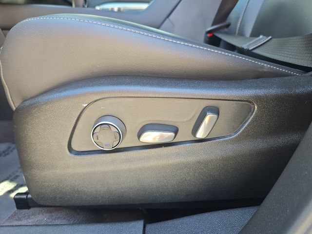 Used 2024 Argent Silver Metallic Cadillac Premium Luxury image 18
