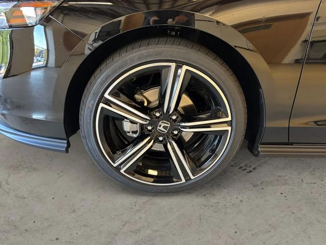 New 2026 Black Honda SE image 15
