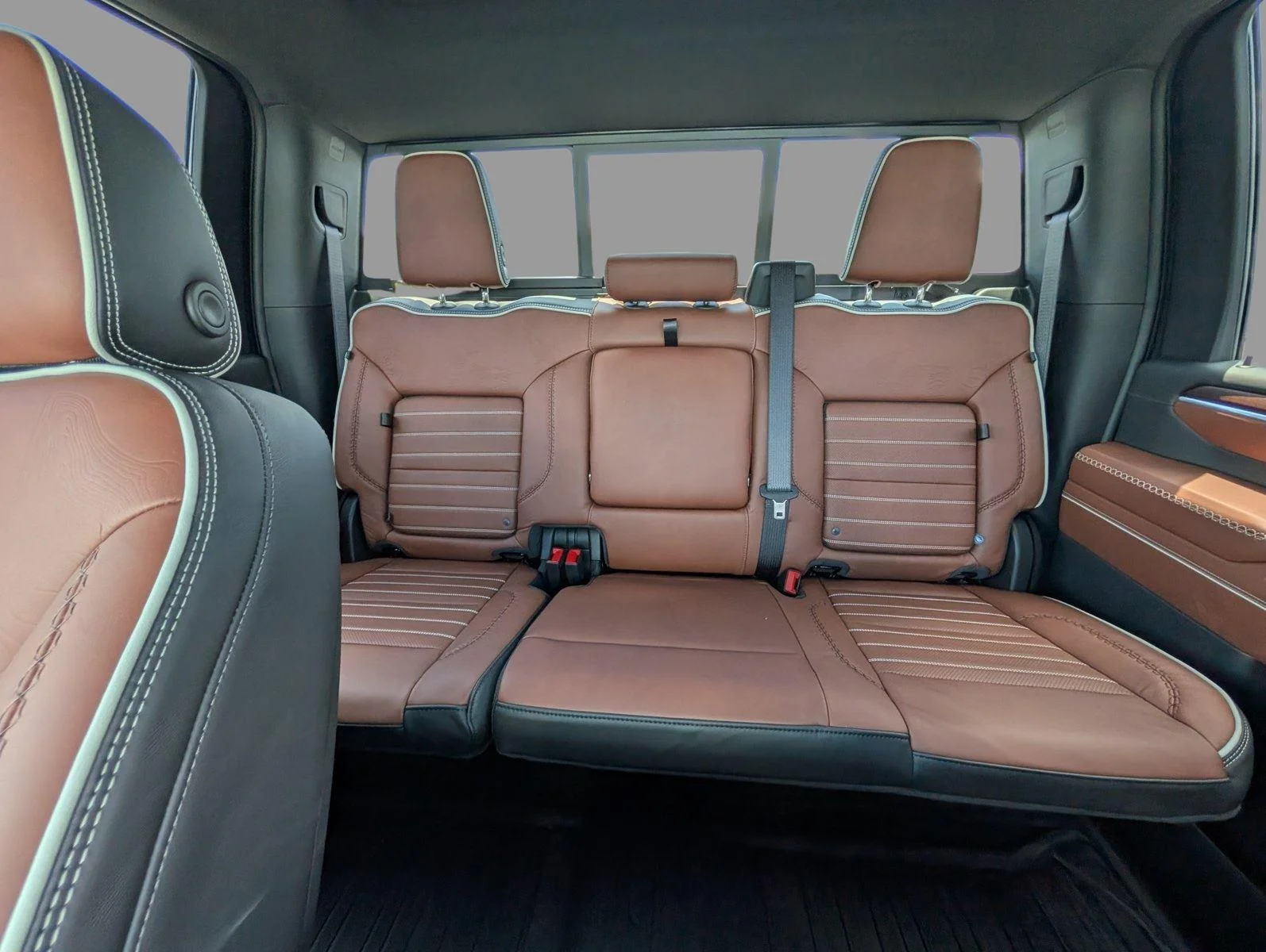 New 2026 Onyx Black GMC Denali Ultimate image 14