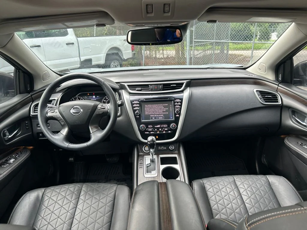 Used 2021 Gray Nissan Platinum image 29