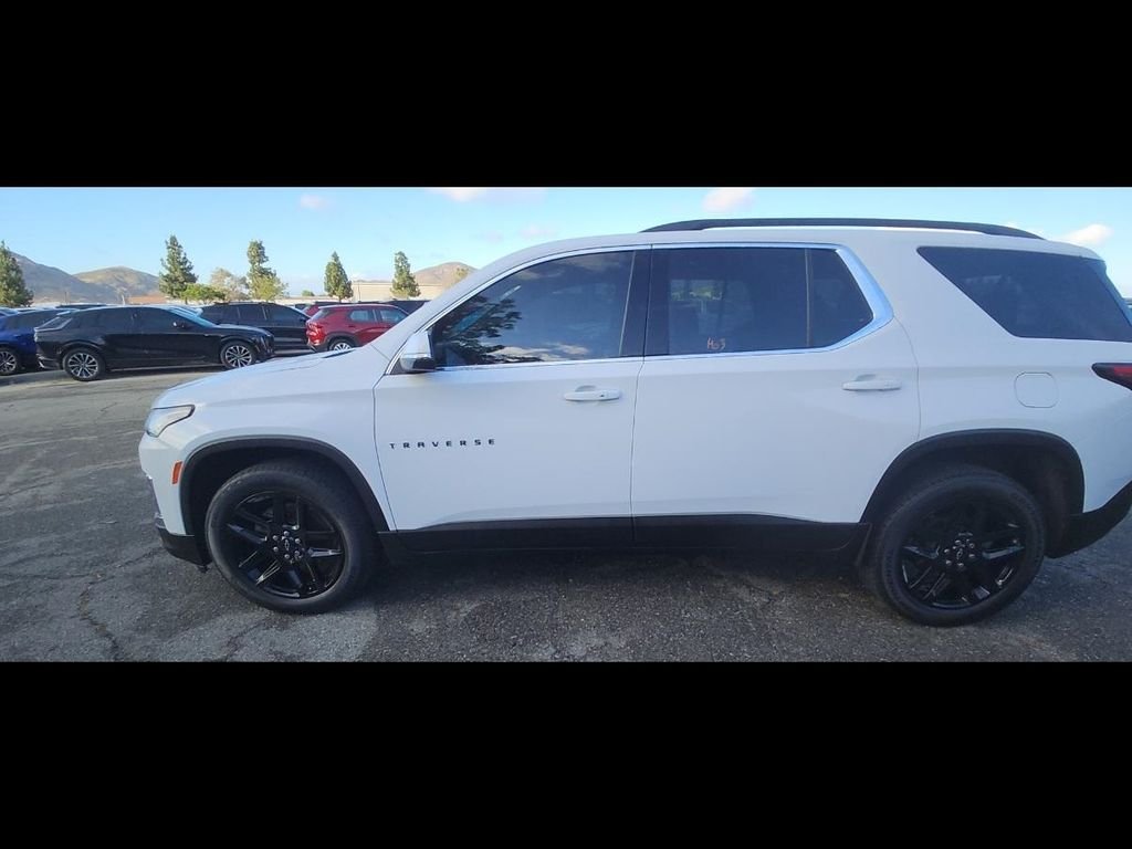 Used 2022 White Chevrolet LT image 2