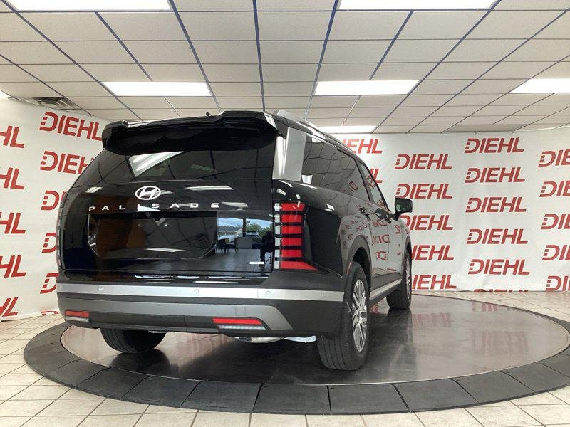 New 2027 Black Hyundai SEL Premium AWD image 7