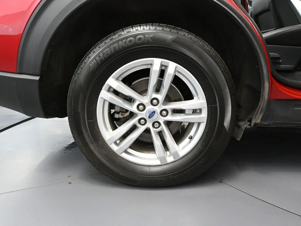 Certified Used 2023 Red Ford XLT image 15