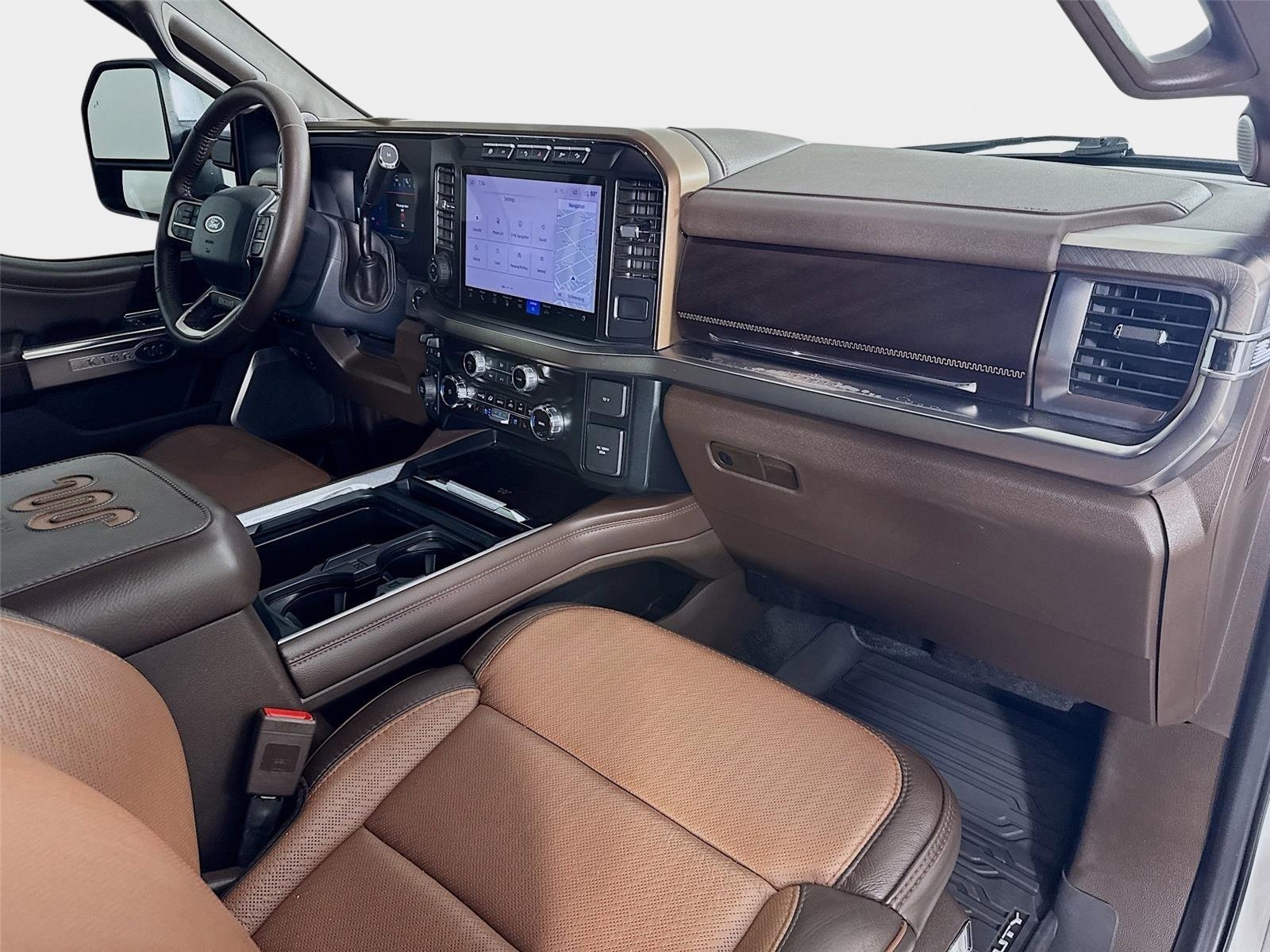 Used 2024 White Metallic Ford King Ranch image 31