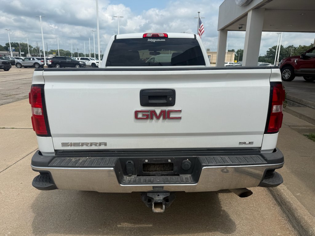 Used 2017 Summit White GMC SLE image 11