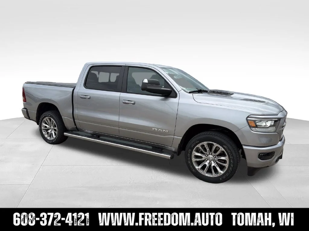 Used 2023 Billet Silver Metallic Clearcoat Ram Laramie image 10