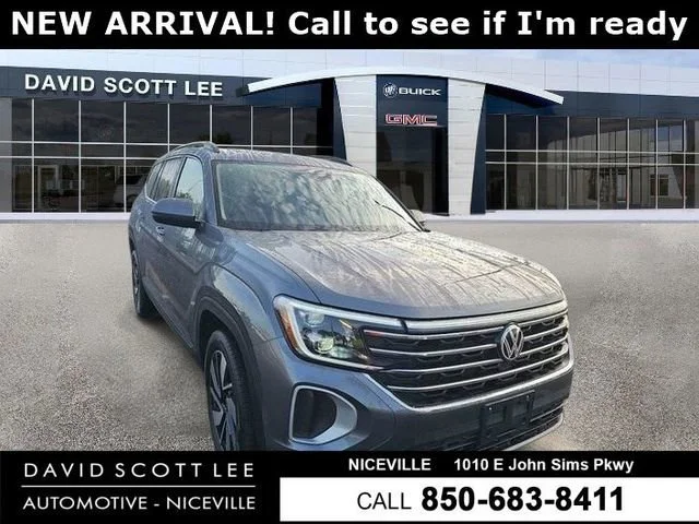 Used 2025 Gray Volkswagen 2.0T SE w/Technology image 1