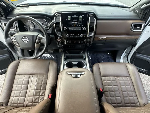 Used 2023 White Nissan Platinum Reserve image 9
