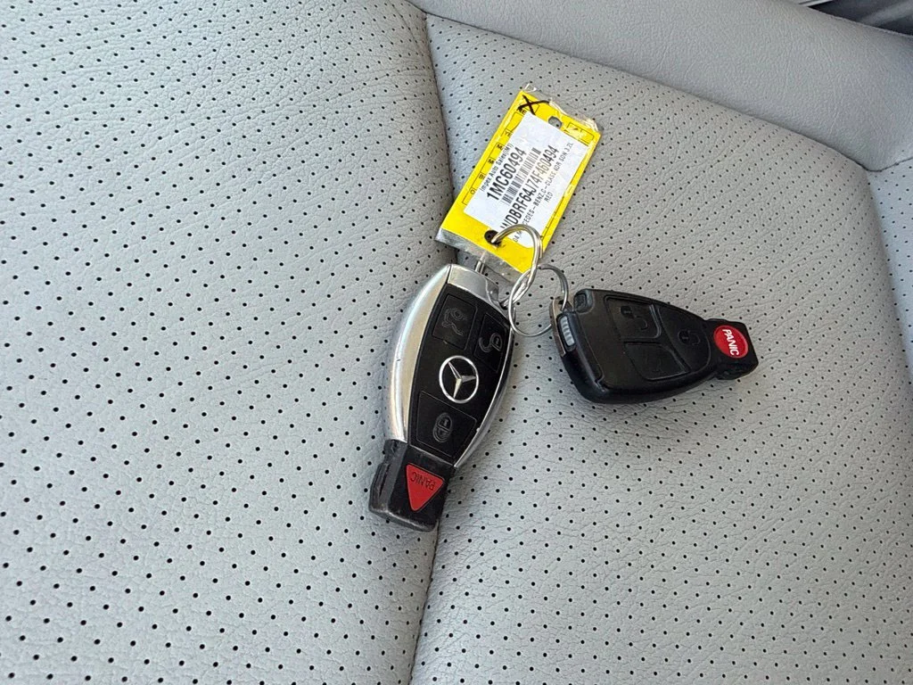 Used 2004 Red Mercedes-Benz C 320 image 28