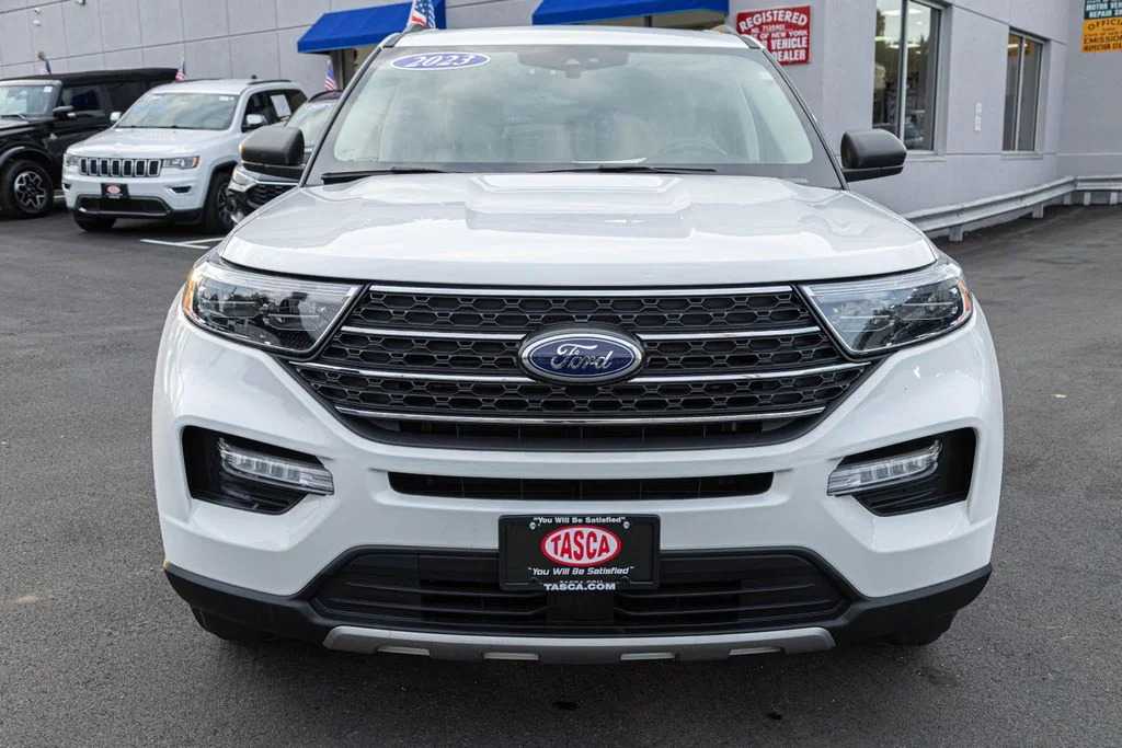 Used 2023 White Ford XLT image 9