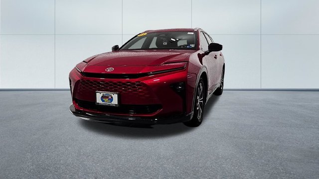 2025 Toyota Crown Signia XLE