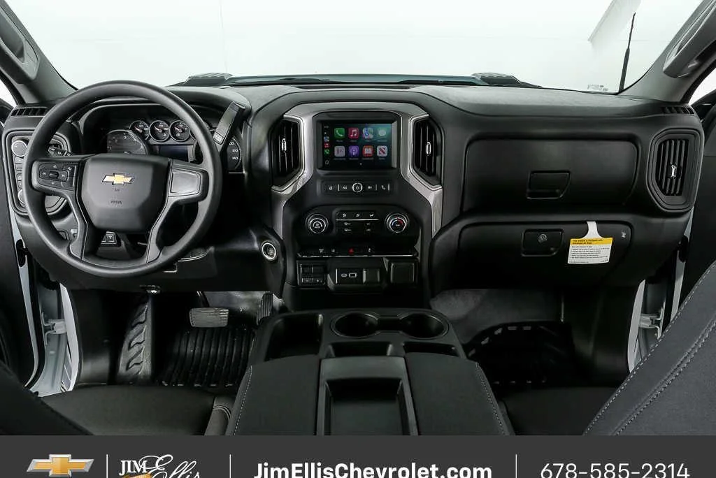 New 2026 Summit White Chevrolet Work Truck image 18