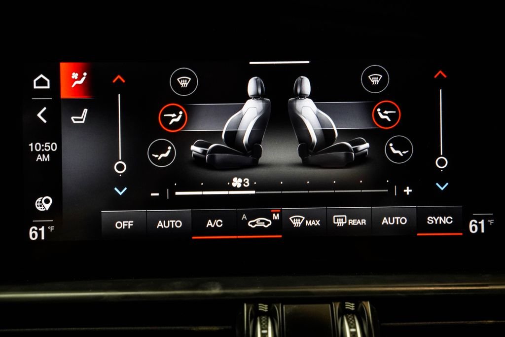 Used 2023 White Alfa Romeo Veloce image 32