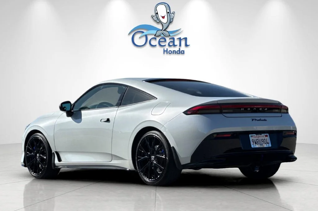 Used 2026 Winter Frost Pearl Honda  image 6
