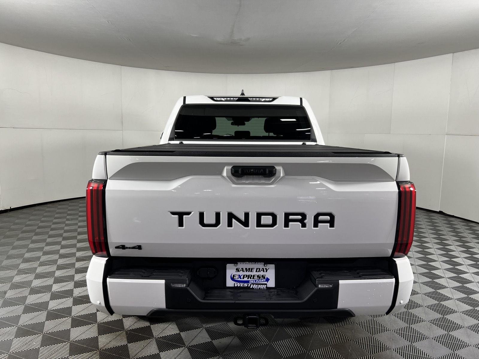 Used 2026 Ice Cap Toyota SR5 image 8