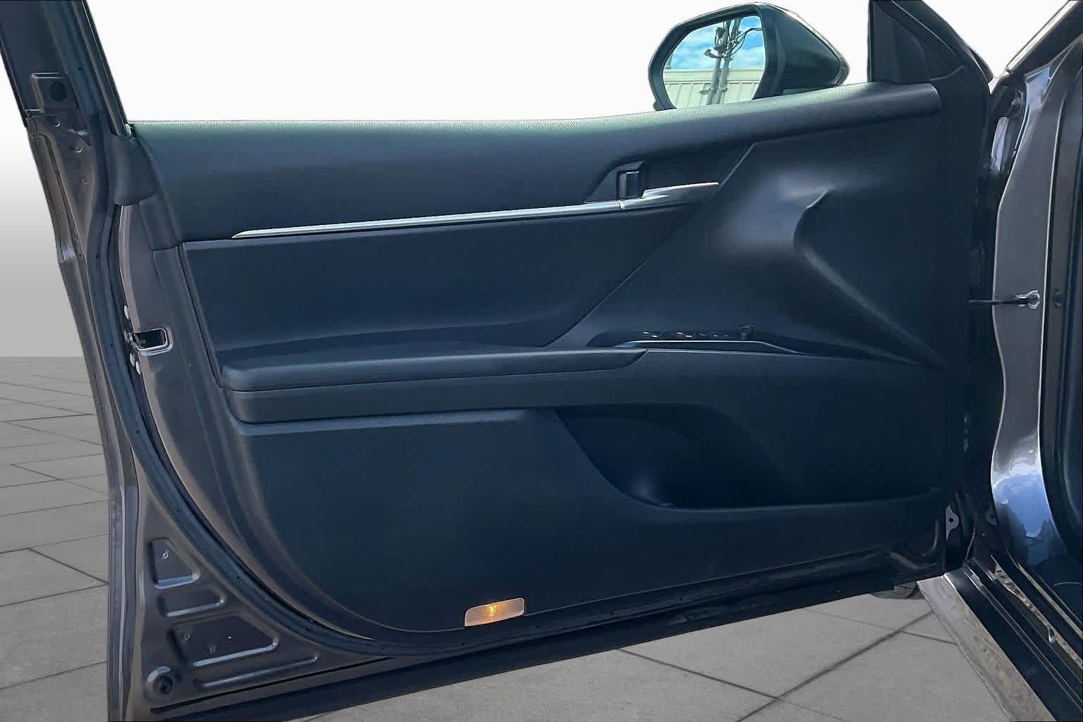 Used 2019 Predawn Gray Mica Toyota LE image 21