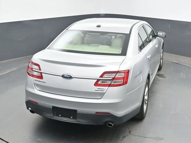 Used 2013 Ingot Silver Ford SEL image 23
