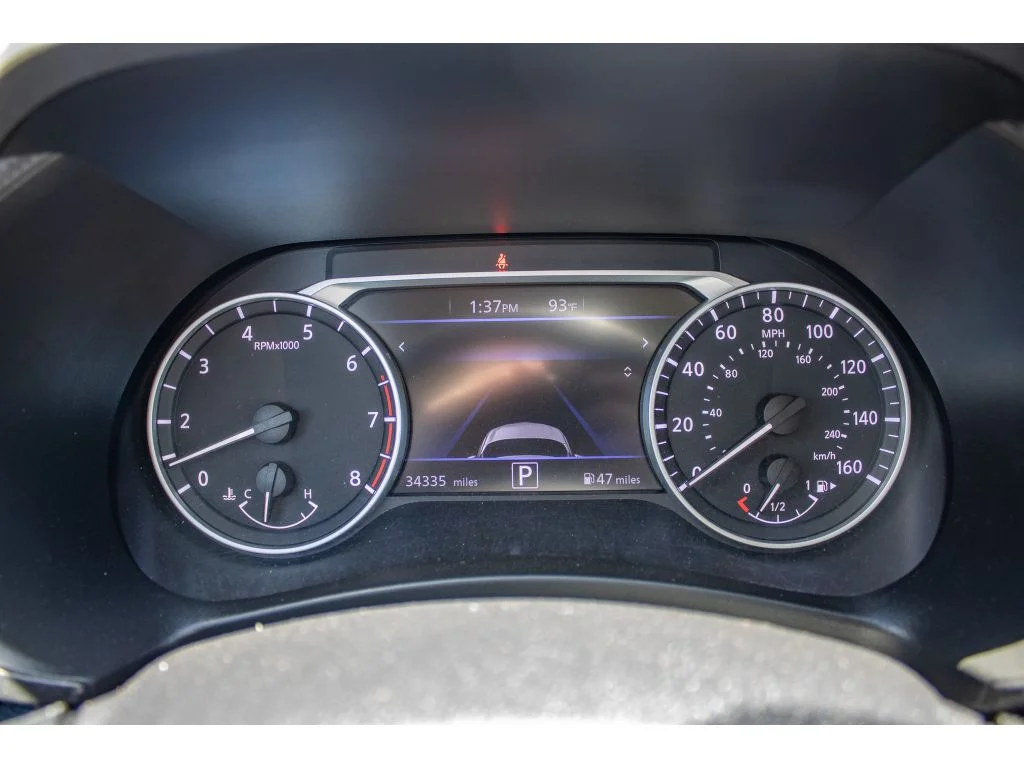 Used 2024 Scarlet Ember Tintcoat Nissan SV image 34