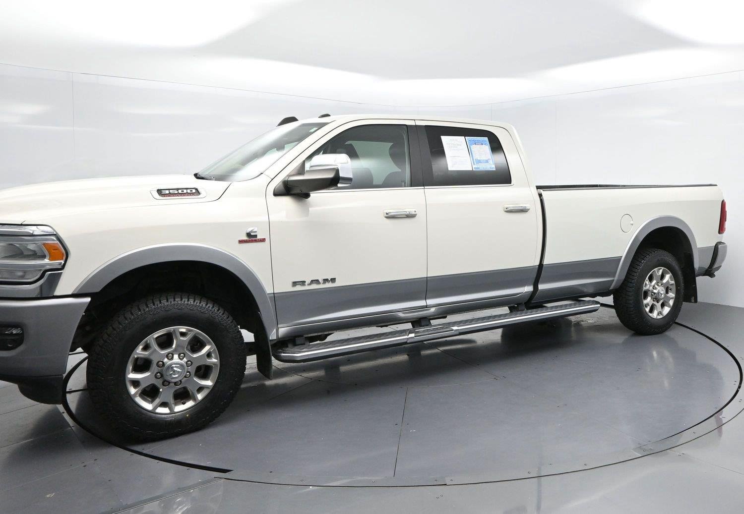 Used 2021 Pearl White Ram Laramie image 3