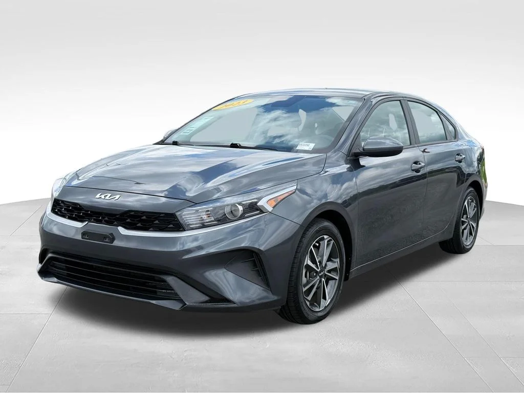 Used 2023 Gray Kia LXS image 1