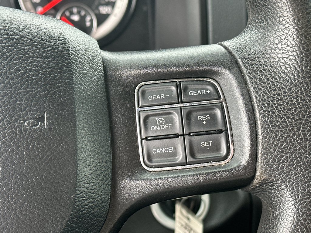 Used 2020 Diamond Black Crystal Pearl Ram Express image 20