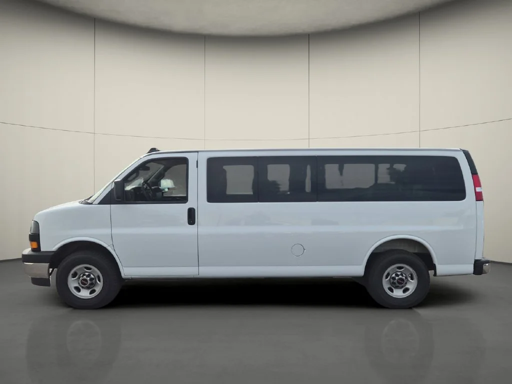 Used 2025 White GMC LT image 5