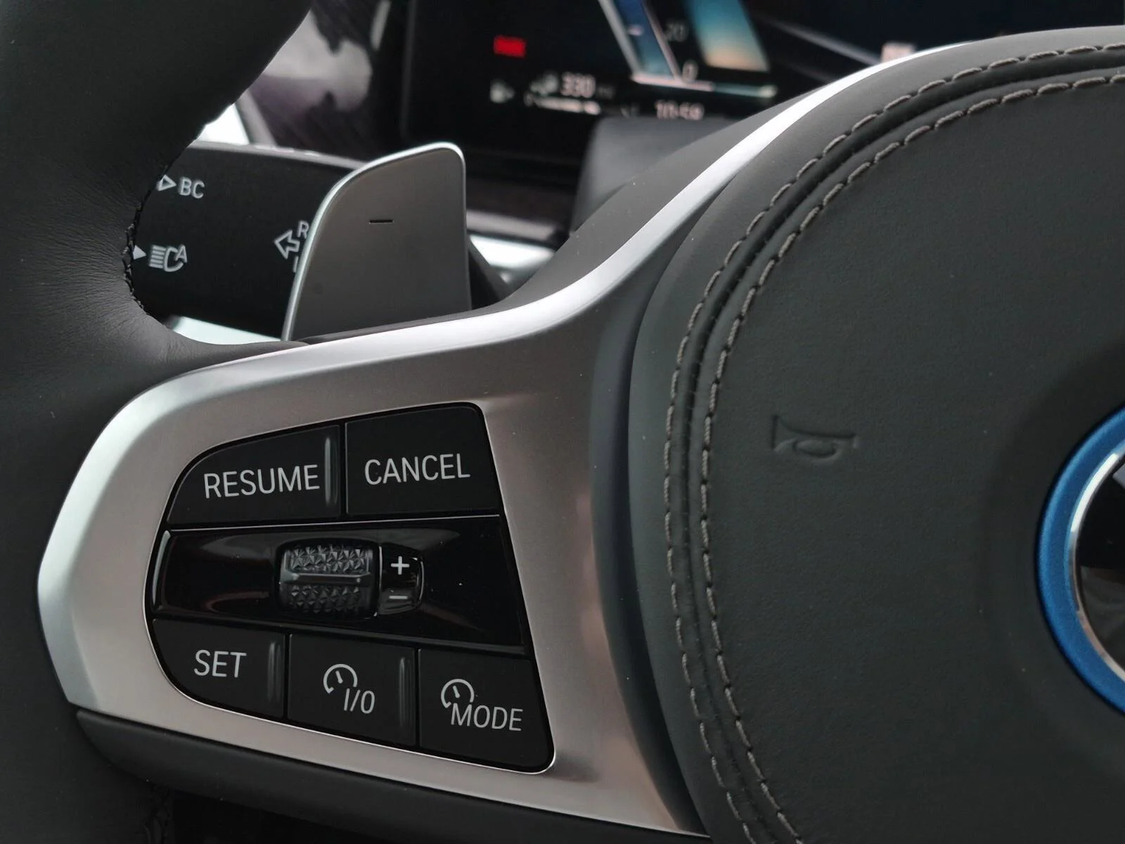 2026 BMW X5 50e - Photo 16