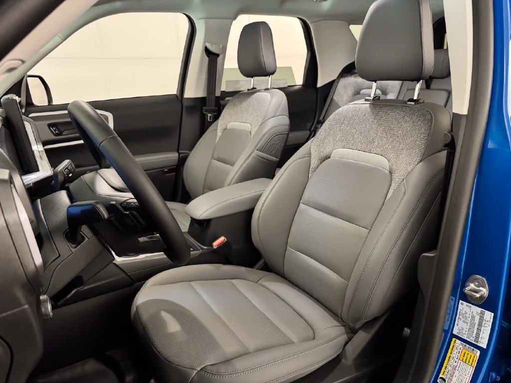 New 2026 Blue Ford Badlands image 22