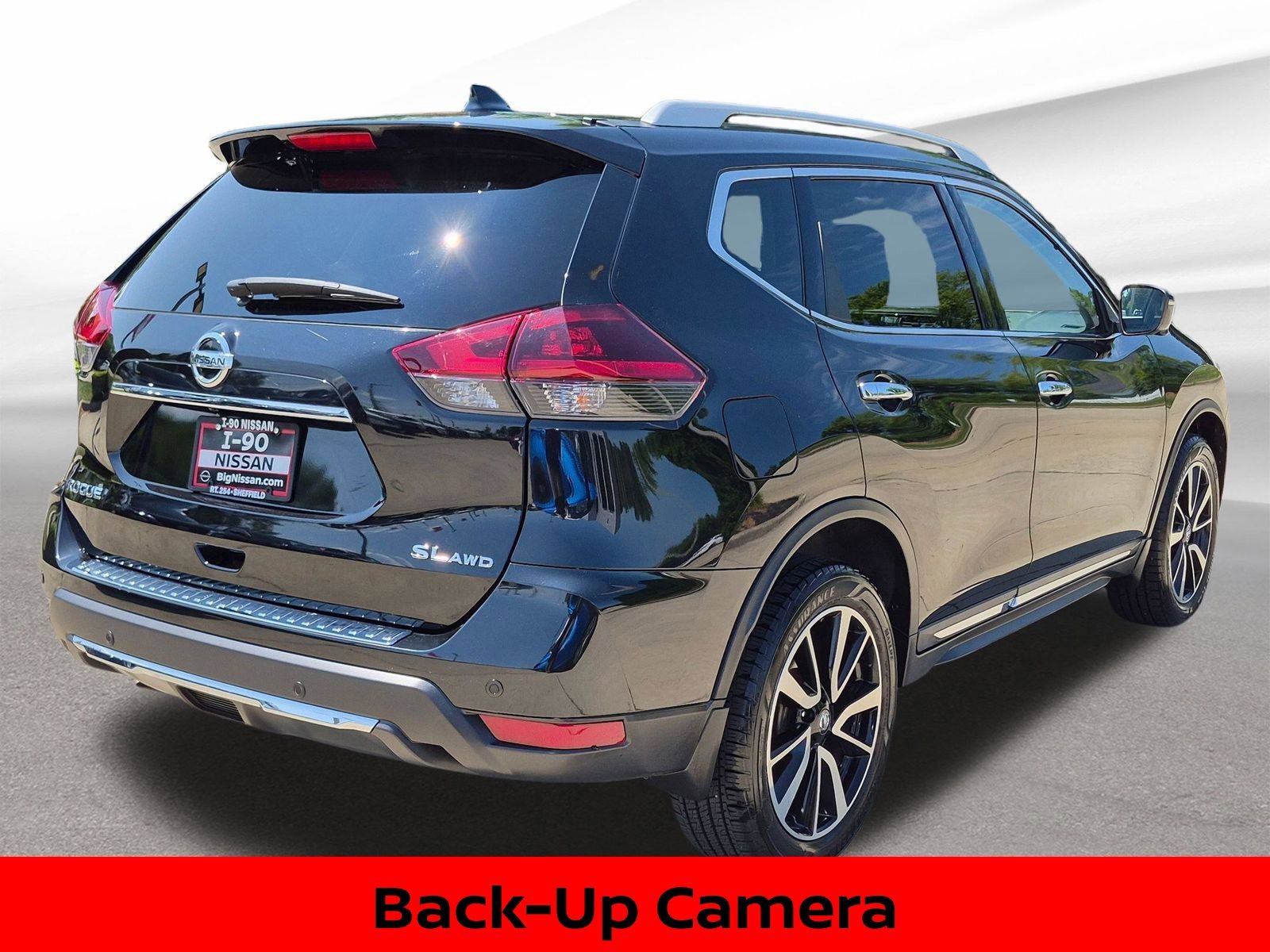 Certified Used 2020 Magnetic Black Pearl Nissan SL image 9