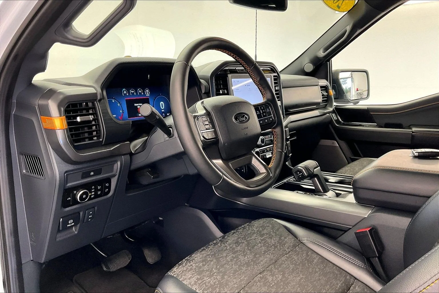 Used 2025 Oxford White Ford Tremor image 14