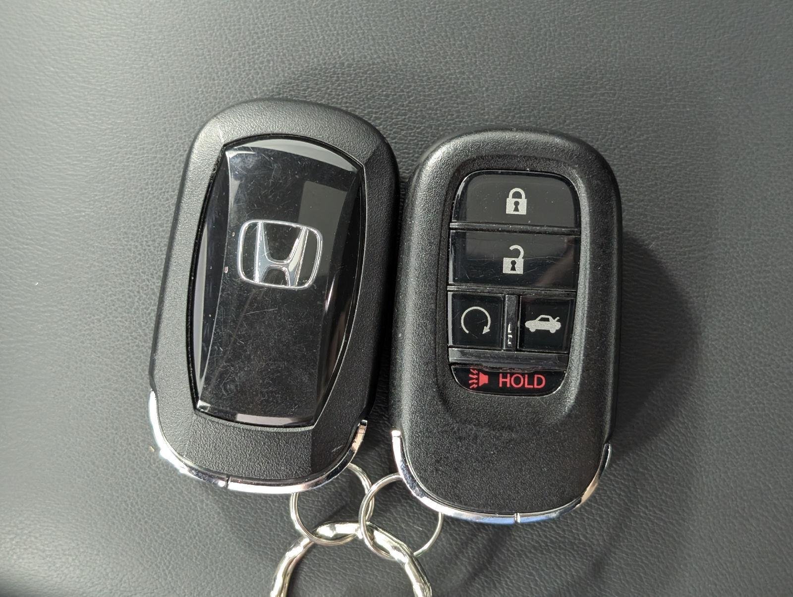 Used 2024 Platinum White Pearl Honda Sport image 33