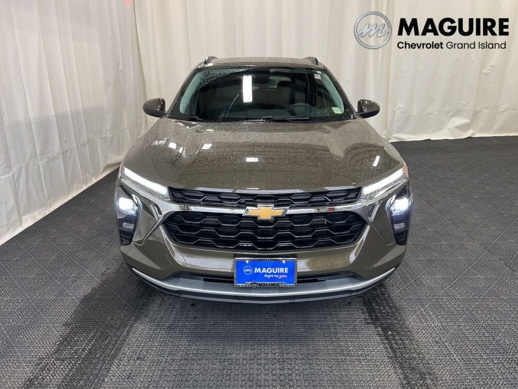 Used 2024 Bronze Metallic Chevrolet LT image 30