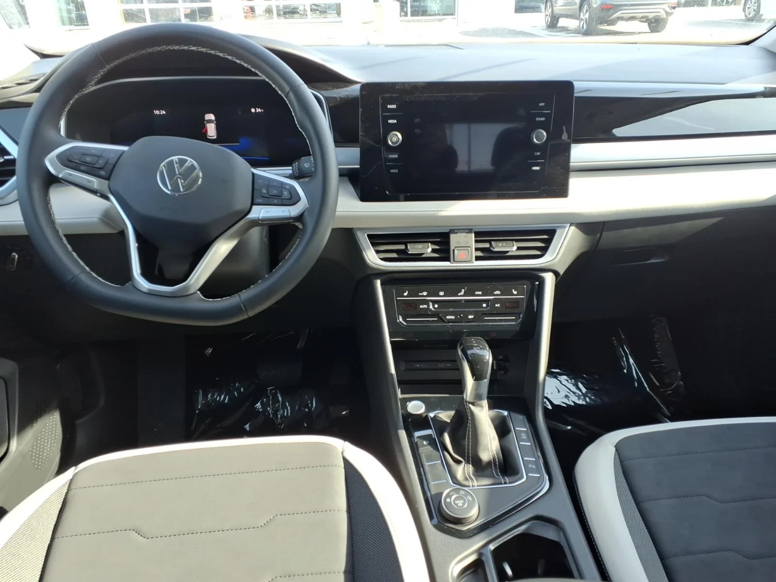 New 2026 Deep Black Pearl Volkswagen SE 4MOTION image 5