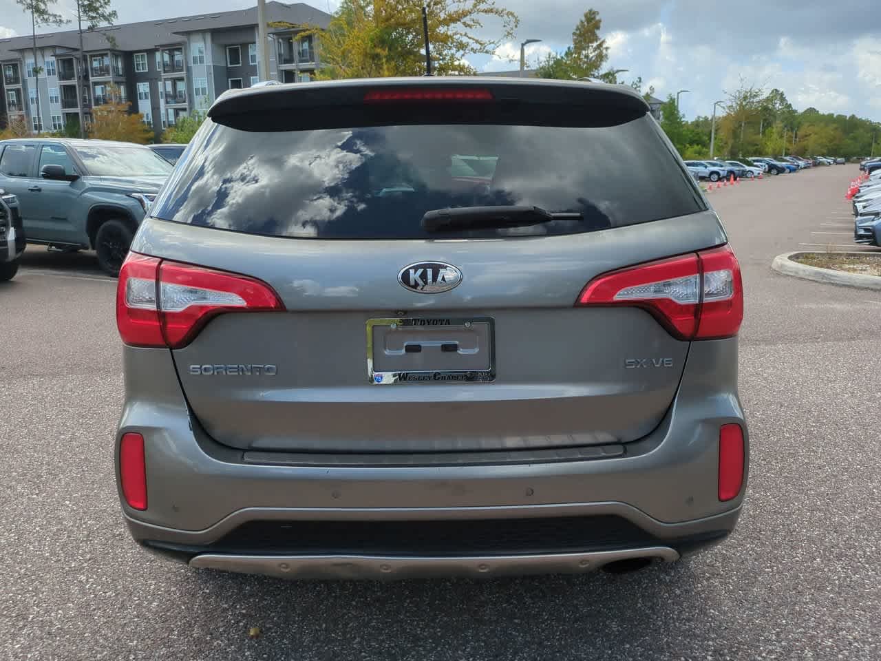 Used 2015 Titanium Silver Kia SX image 5
