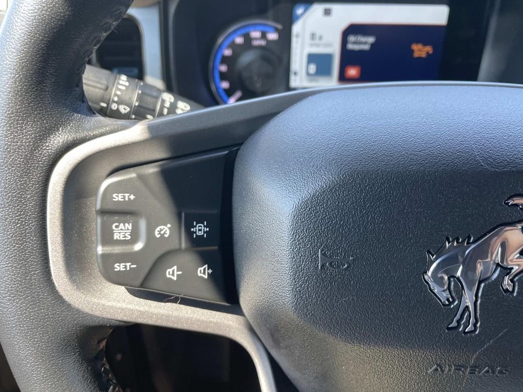 Used 2022 Black Ford Wildtrak image 28