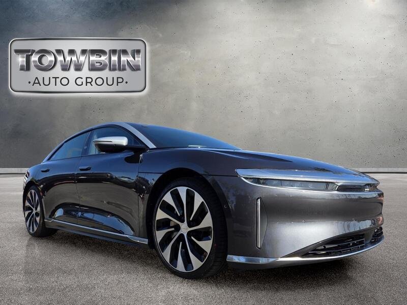Used 2023  Lucid Grand Touring image 2
