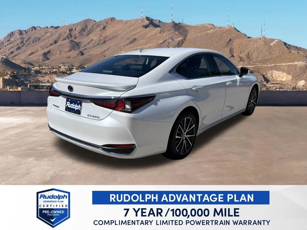 Used 2025 White Lexus 300h image 6