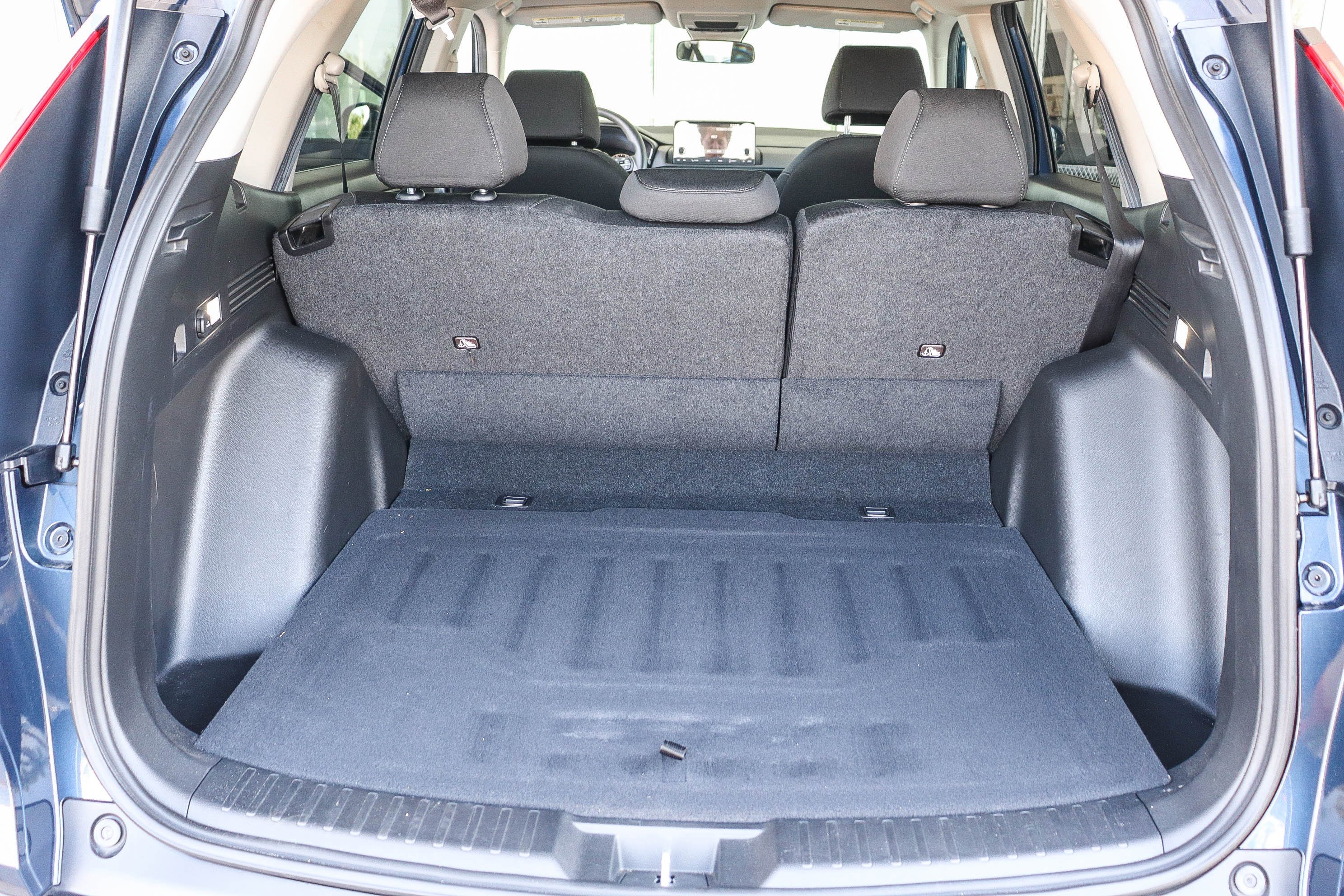 2025 Honda CR-V LX - Photo 30