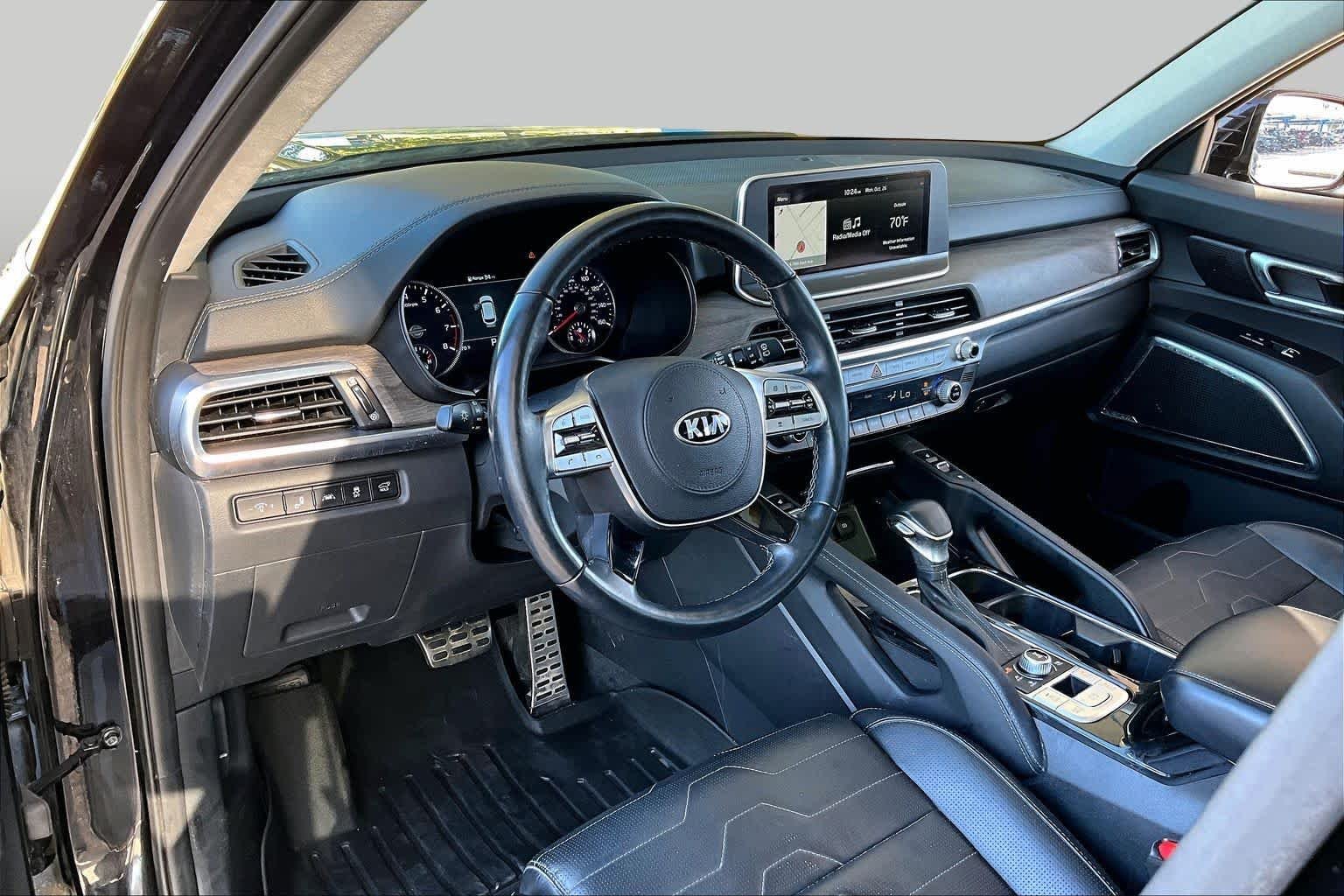 Used 2021 Black Copper Kia SX image 18