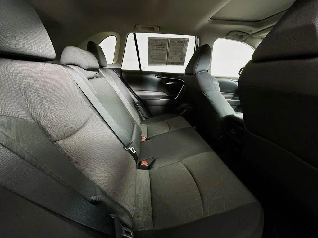 Used 2023 Midnight Black Metallic Toyota Hybrid XLE image 28